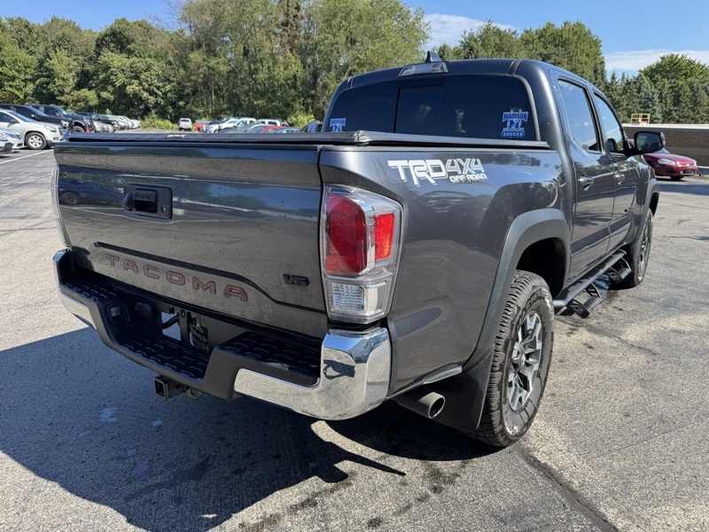 2022 Toyota Tacoma TRD Off-Road Double Cab Short Bed photo 3