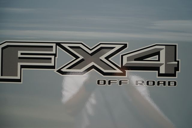 2025 Ford F-250 Lariat photo 42