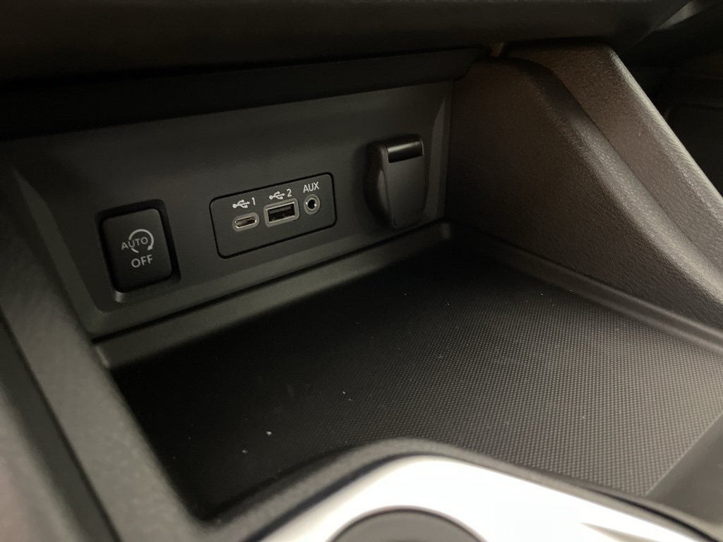2025 Nissan Sentra SV photo 29
