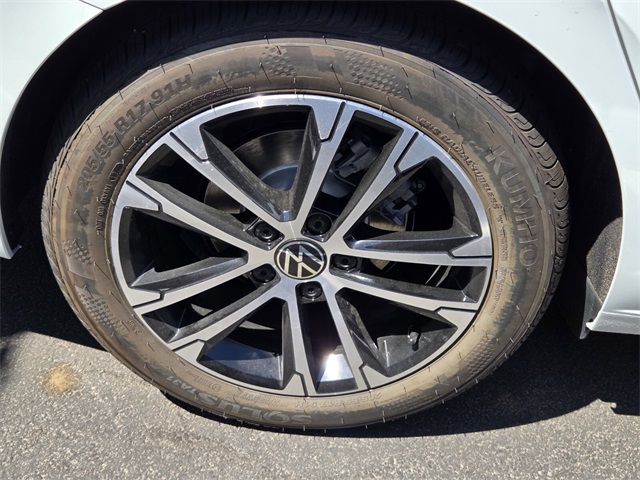 2025 Volkswagen Jetta 1.5T Sport photo 4