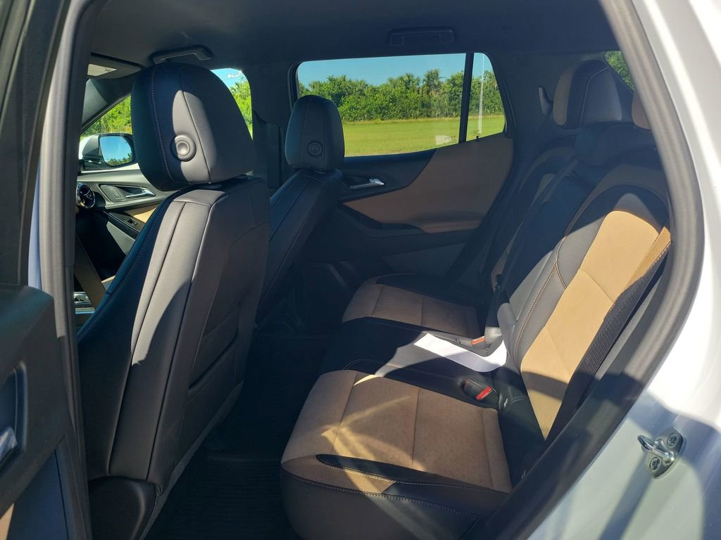 2026 Chevrolet Equinox ACTIV photo 23