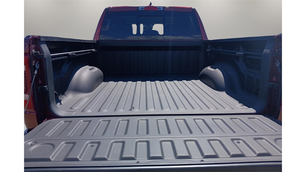2020 Ram 1500 Laramie photo 12