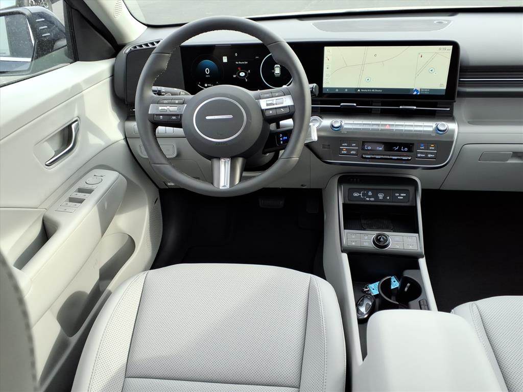 2026 Hyundai Kona Limited photo 2