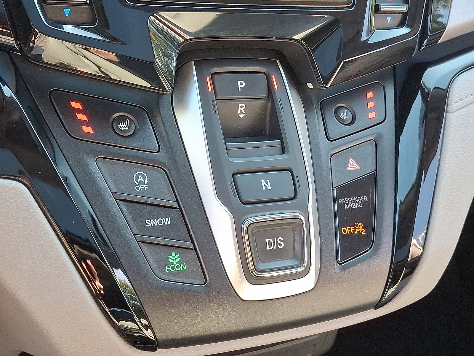2023 Honda Odyssey Touring photo 14