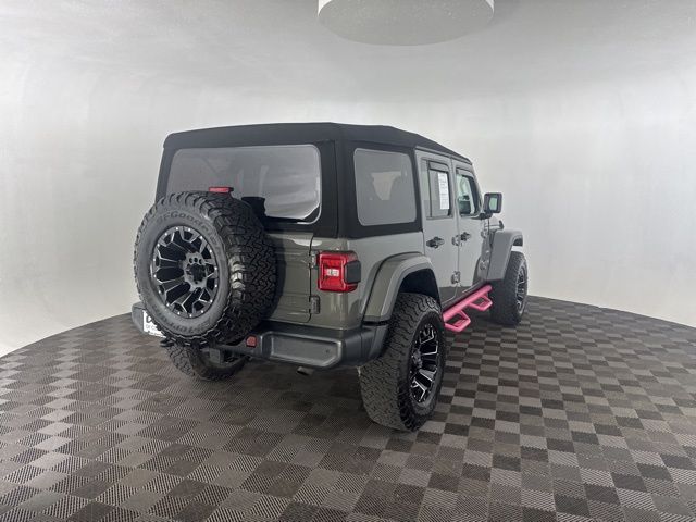 2020 Jeep Wrangler Unlimited Sahara photo 8