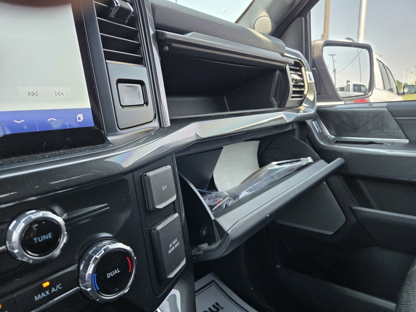 2022 Ford F-150 XLT photo 11