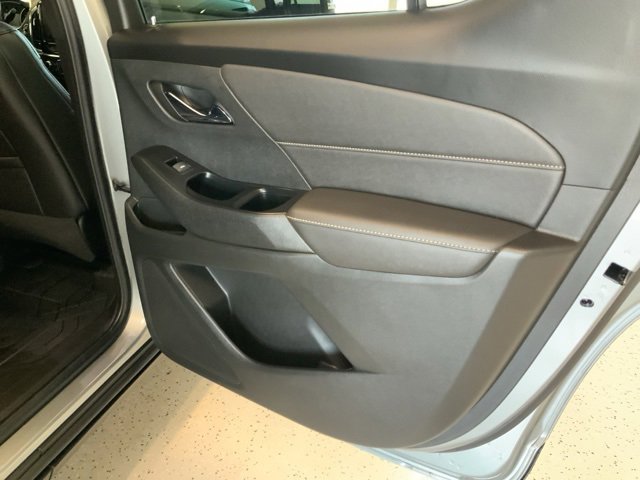 2023 Chevrolet Traverse Leather photo 44