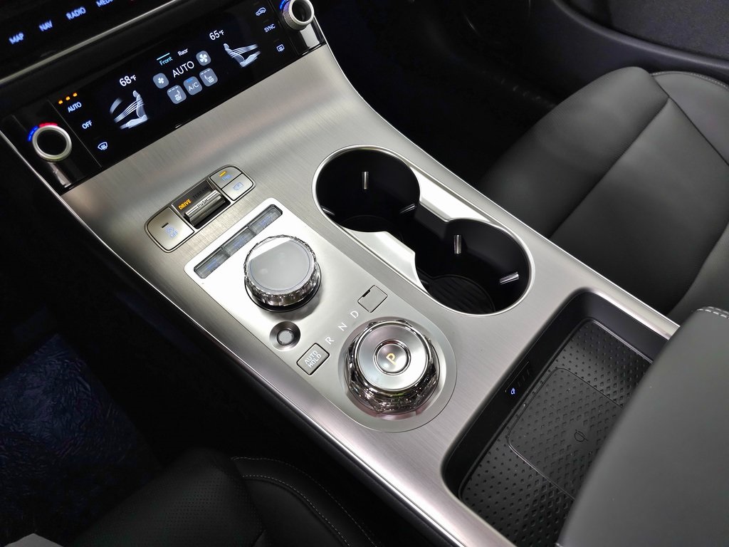 2026 Genesis GV70 2.5T Select photo 22