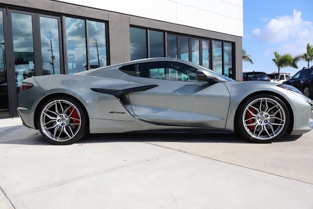2024 Chevrolet Corvette Z06 2LZ photo 2