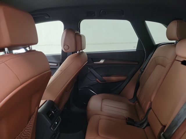 2023 Audi Q5 45 S line Premium photo 24