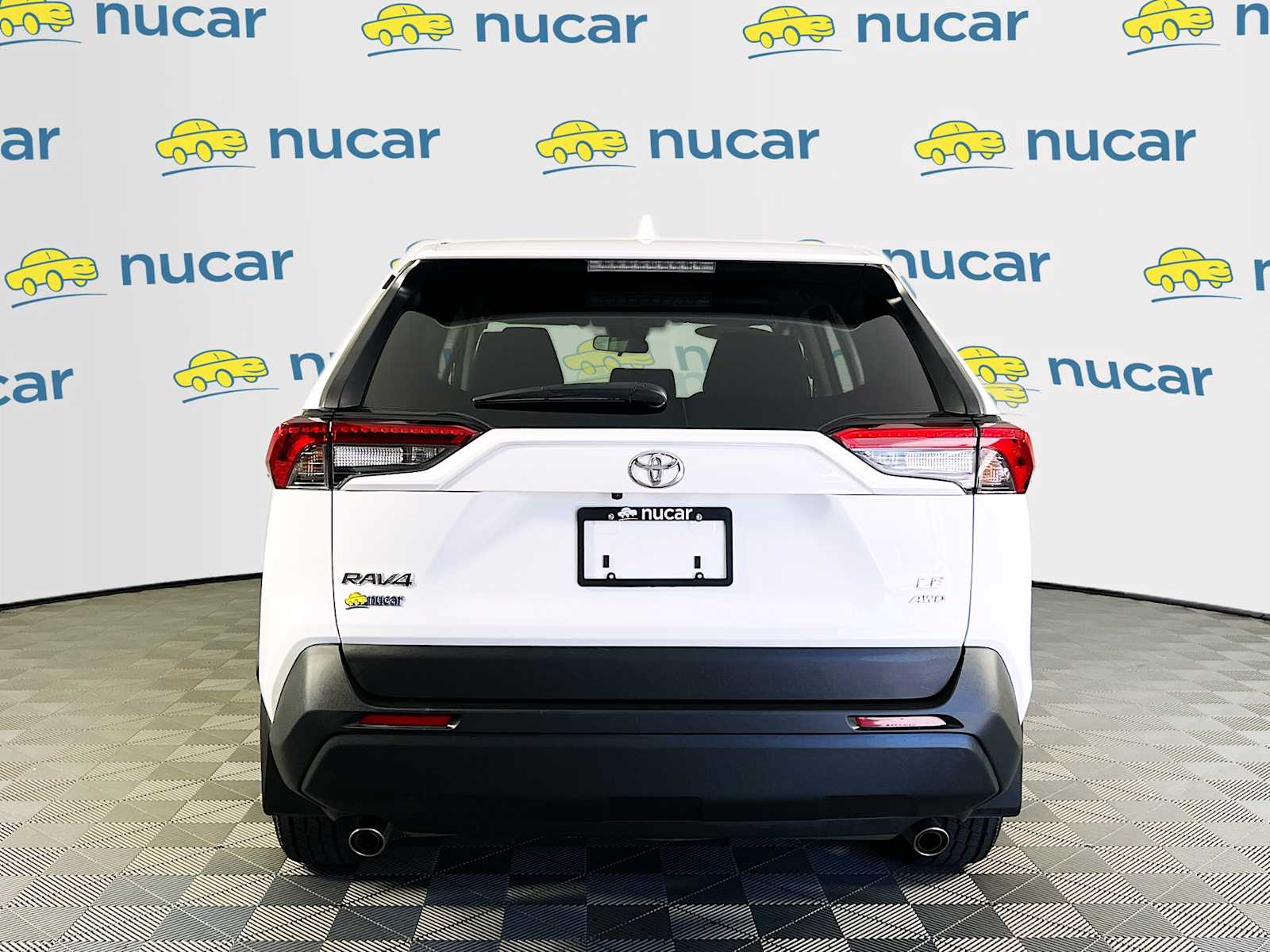 2023 Toyota RAV4 LE photo 5