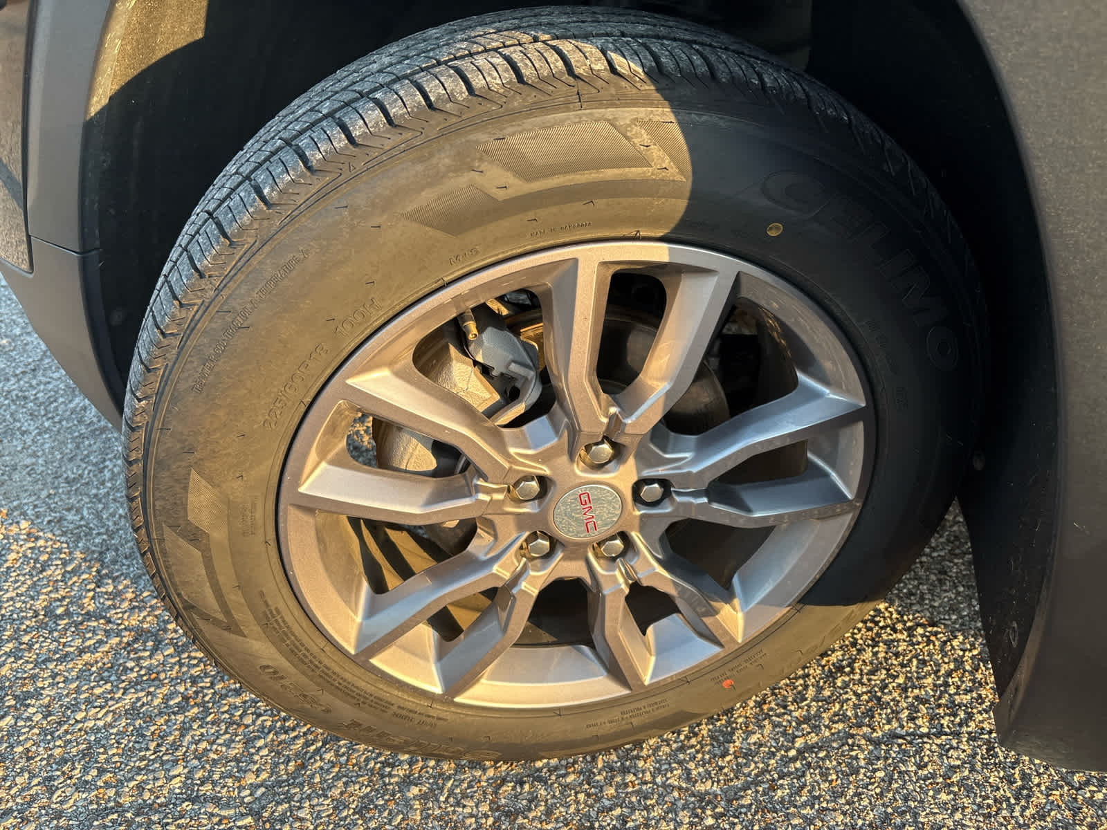 2024 Gmc Terrain SLT photo 9