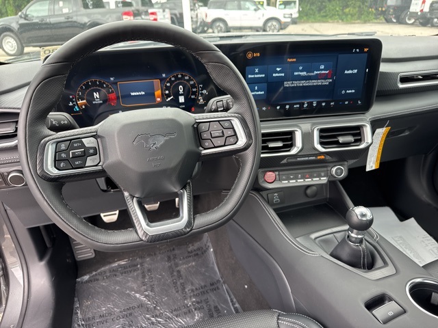 2025 Ford Mustang GT Premium photo 8