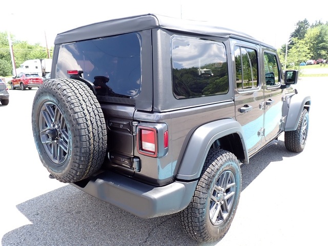2025 Jeep Wrangler Sport S photo 4
