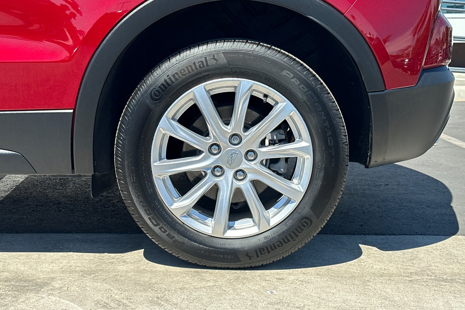 2023 Cadillac XT4 Luxury photo 24