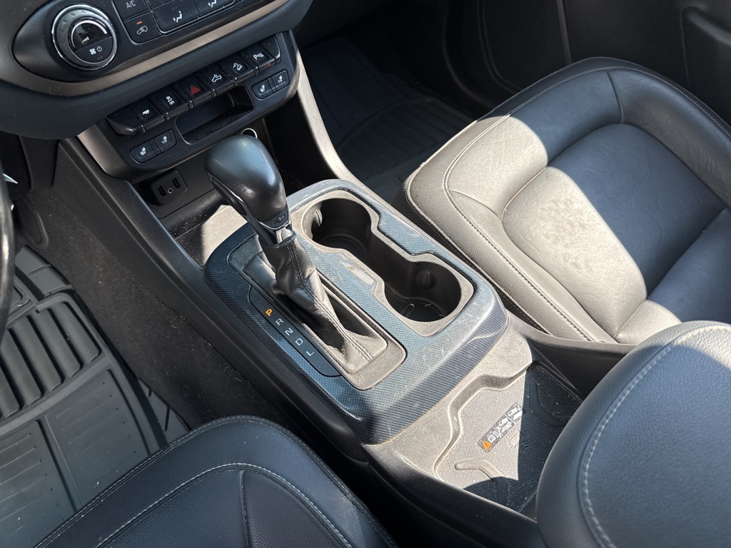 2022 Chevrolet Colorado Z71 photo 6