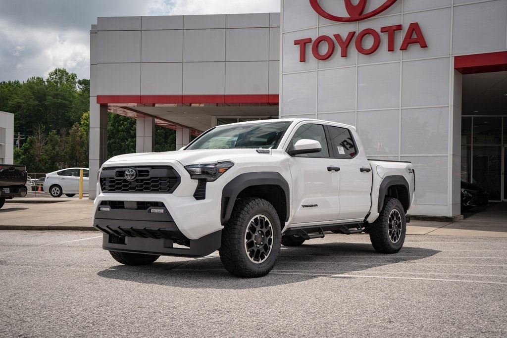 2025 Toyota Tacoma TRD Off-Road Double Cab photo 3