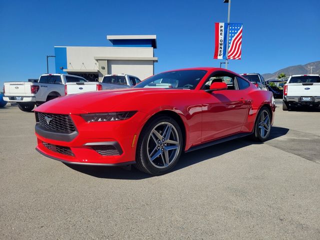 2025 Ford Mustang EcoBoost photo 2