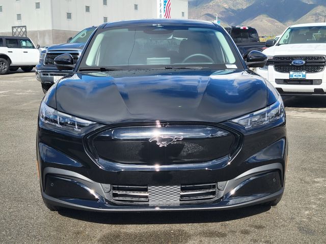 2025 Ford Mustang Mach-E Premium photo 4