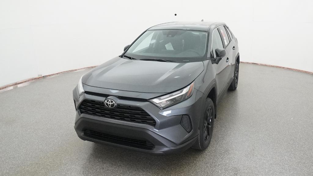 2025 Toyota RAV4 LE photo 4