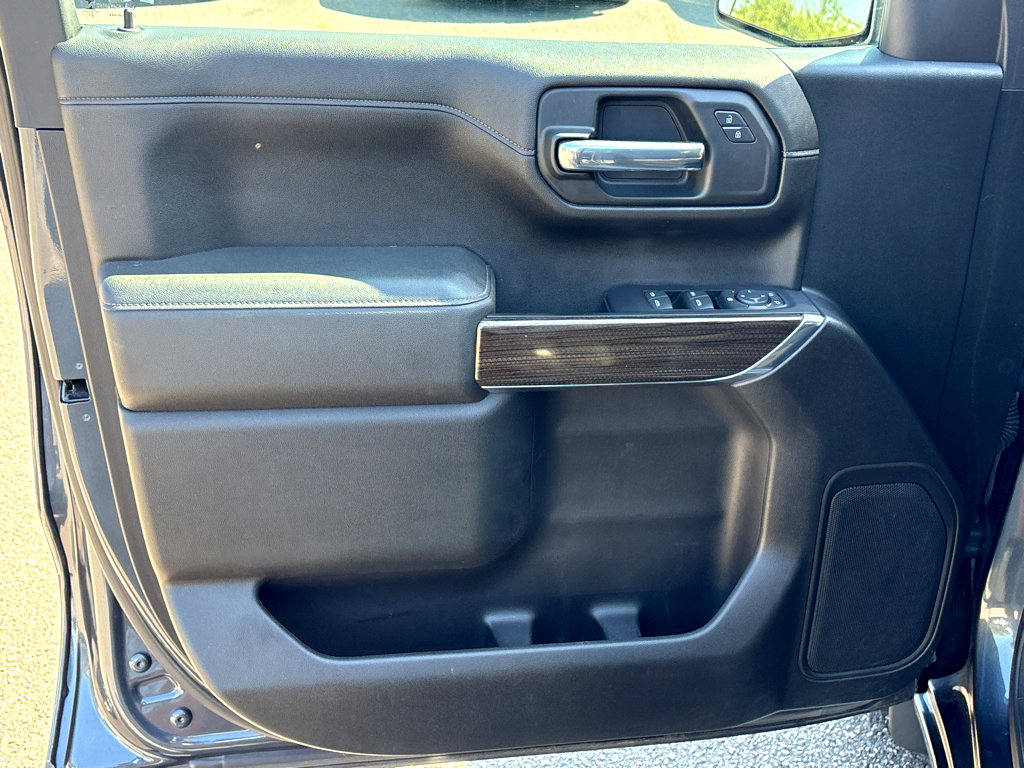 2021 Chevrolet Silverado 1500 LT photo 22