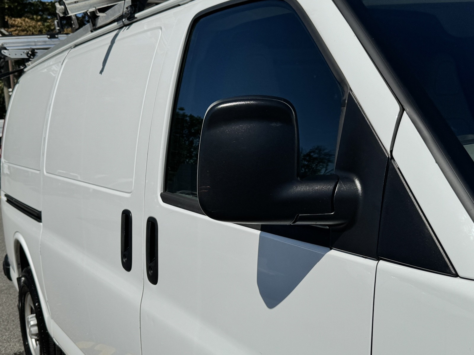 2020 Chevrolet Express Cargo Work Van 2500 photo 35