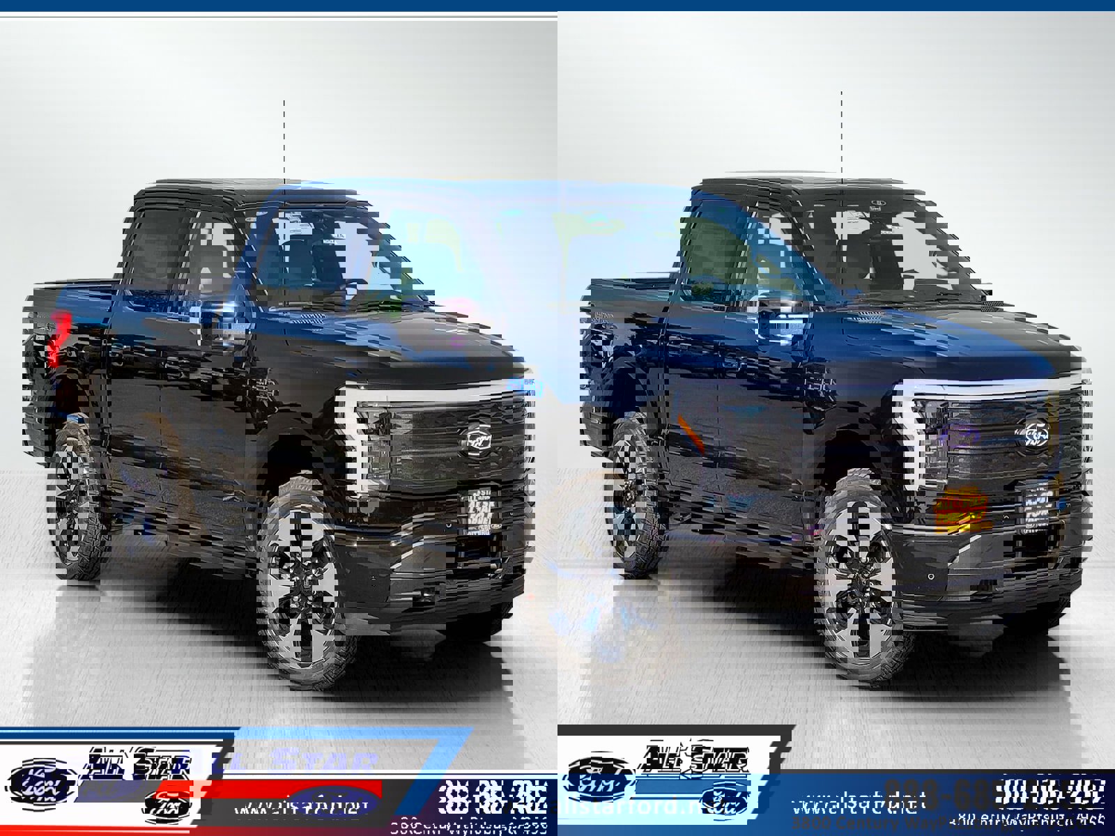 2025 Ford F-150 Lightning Platinum's photo