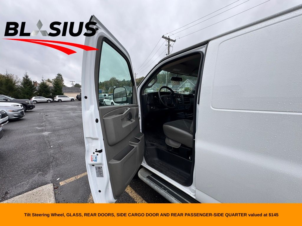 2022 Chevrolet Express 2500 Work Van photo 8