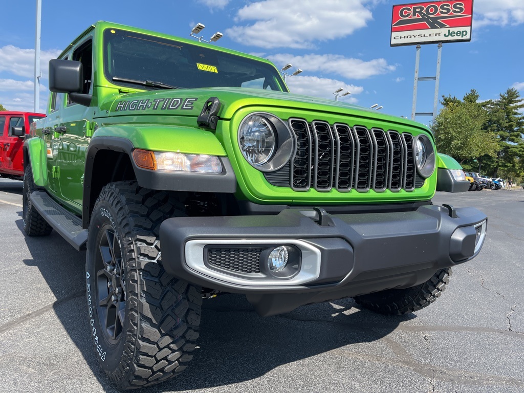 2025 Jeep Gladiator Sport photo 29