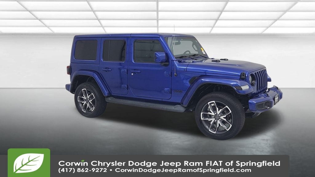 2020 Jeep Wrangler Unlimited Sahara High Altitude photo 2