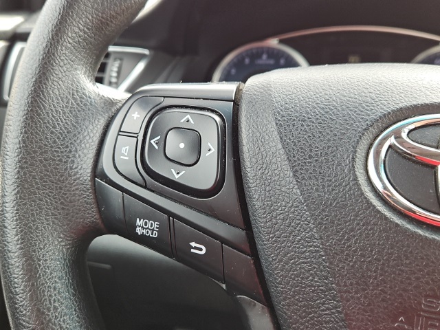 2017 Toyota Camry XLE XSE photo 26