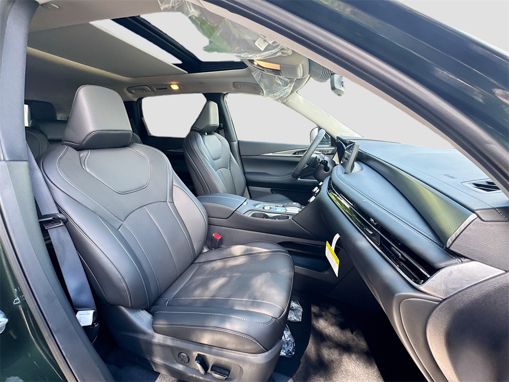 2026 Infiniti QX60 Luxe photo 30