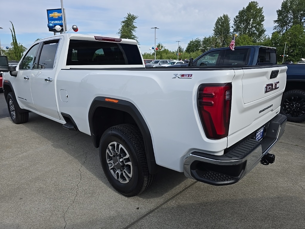 2024 Gmc Sierra 3500 HD SLT photo 3