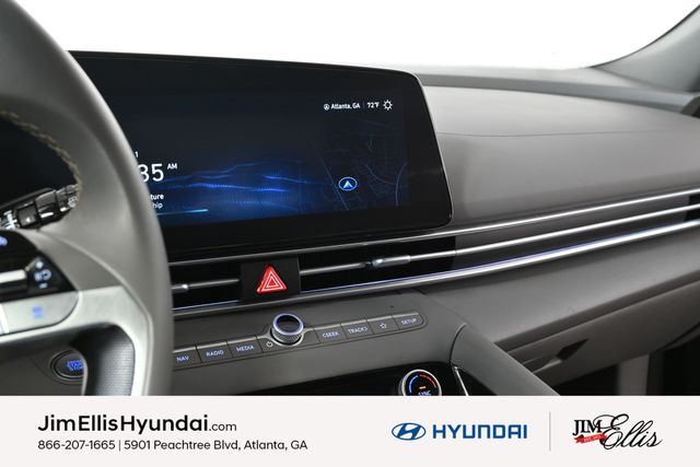 2024 Hyundai Elantra SEL Convenience photo 10