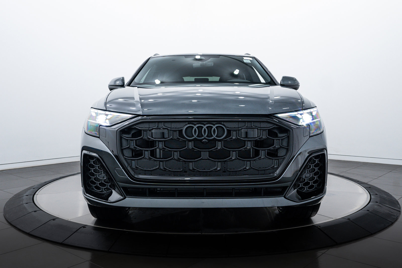 2025 Audi Q8 Premium Plus photo 18