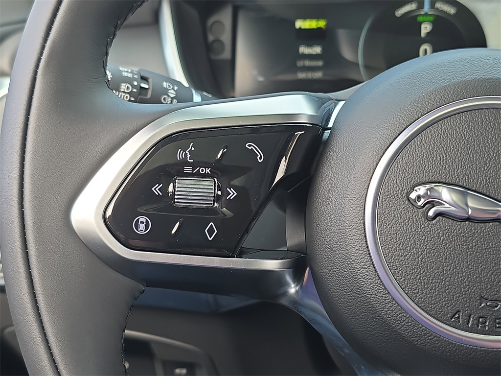 2024 Jaguar I-PACE HSE photo 18