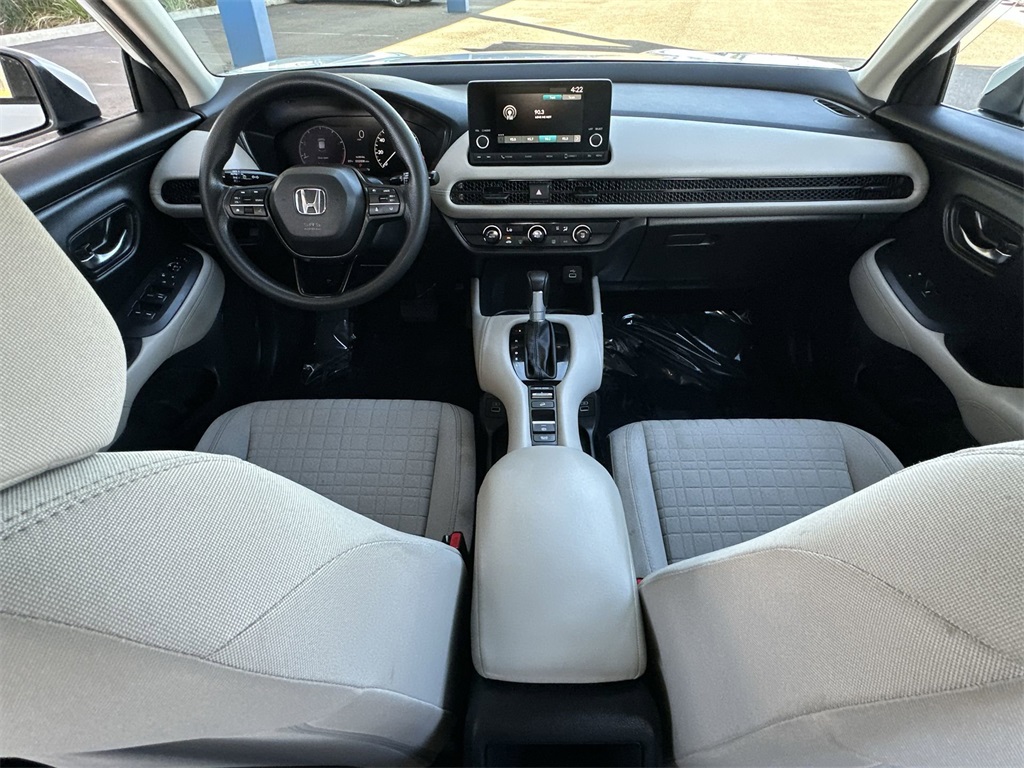 2023 Honda HR-V LX photo 29
