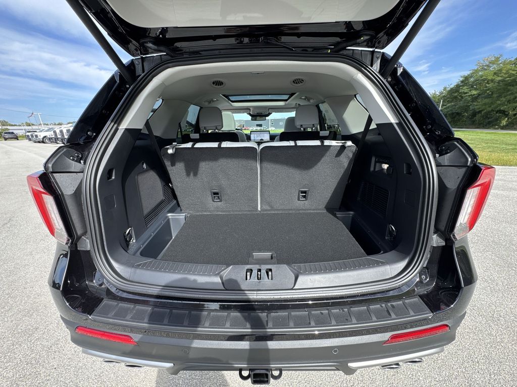 2025 Ford Explorer Platinum photo 20