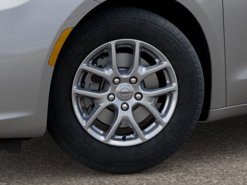 2026 Chrysler Pacifica photo 4