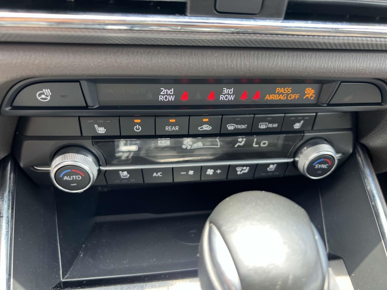 2023 Mazda CX-9 Signature photo 27