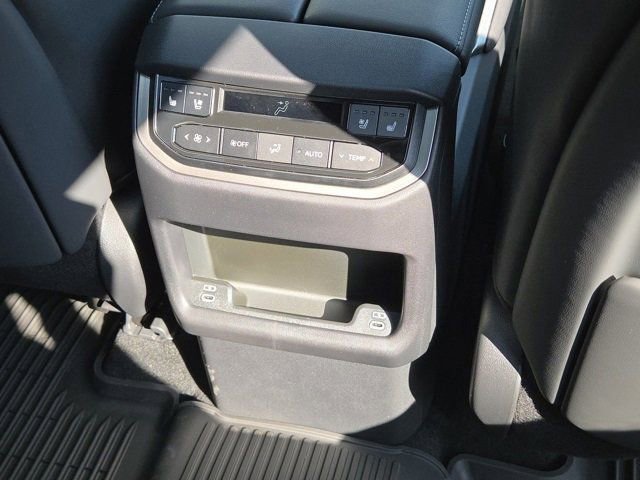 2026 Lexus TX 350 Luxury photo 24