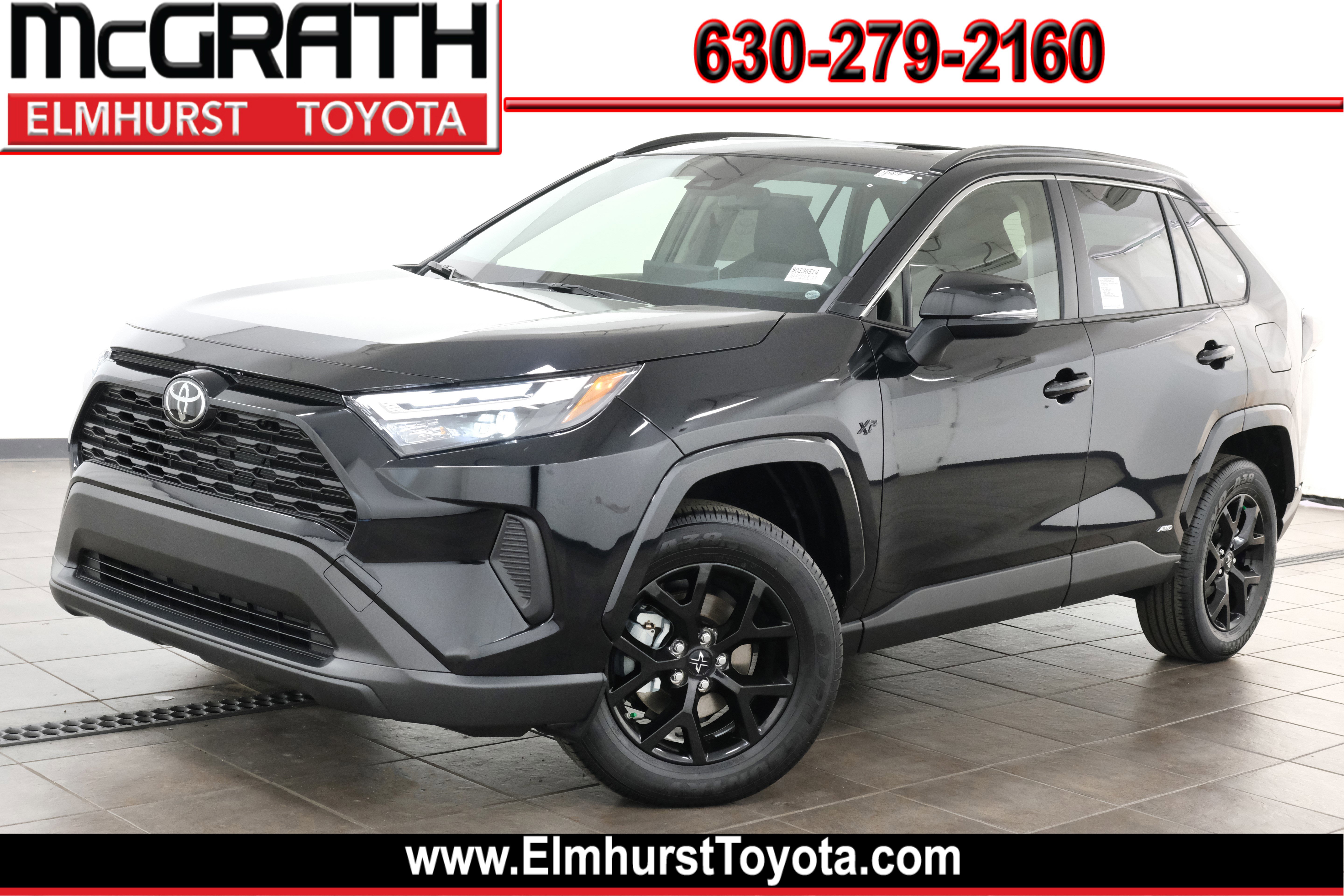 2025 Toyota RAV4 XLE's photo