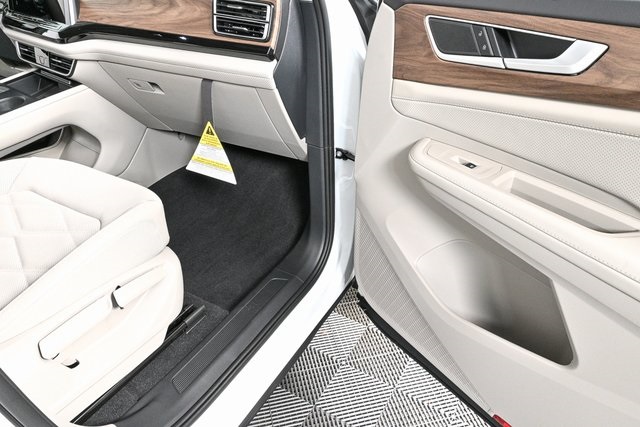 2026 Volkswagen Atlas SE photo 22