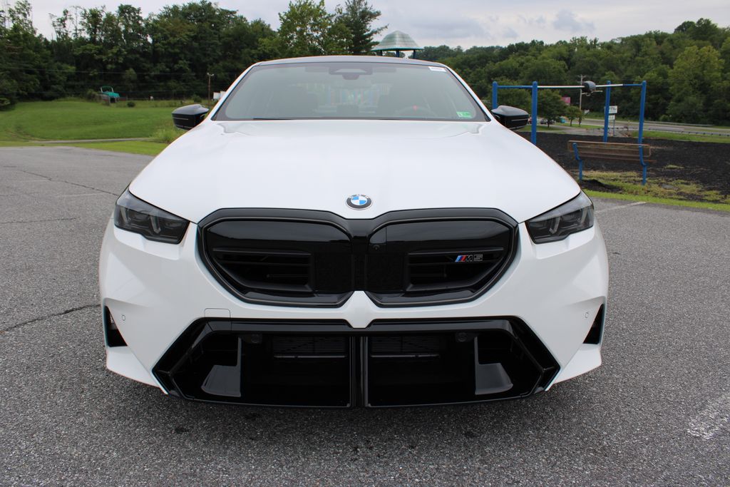 2026 Bmw M5 5 photo 3