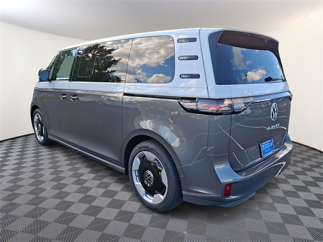 2025 Volkswagen ID. Buzz Pro S photo 3