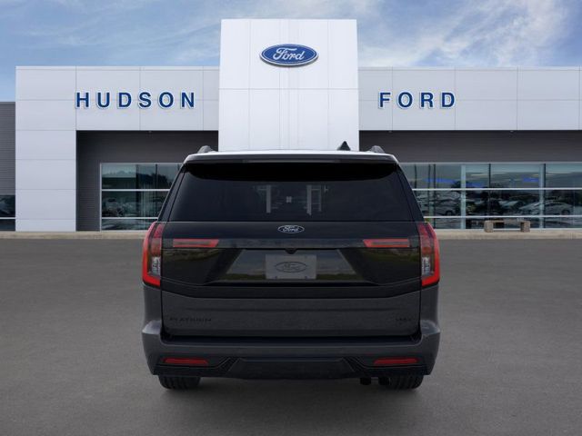 2025 Ford Expedition Platinum MAX photo 4