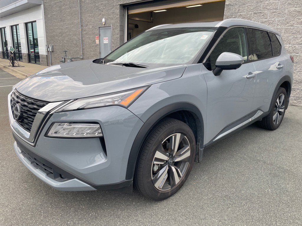 2022 Nissan Rogue SL photo 3