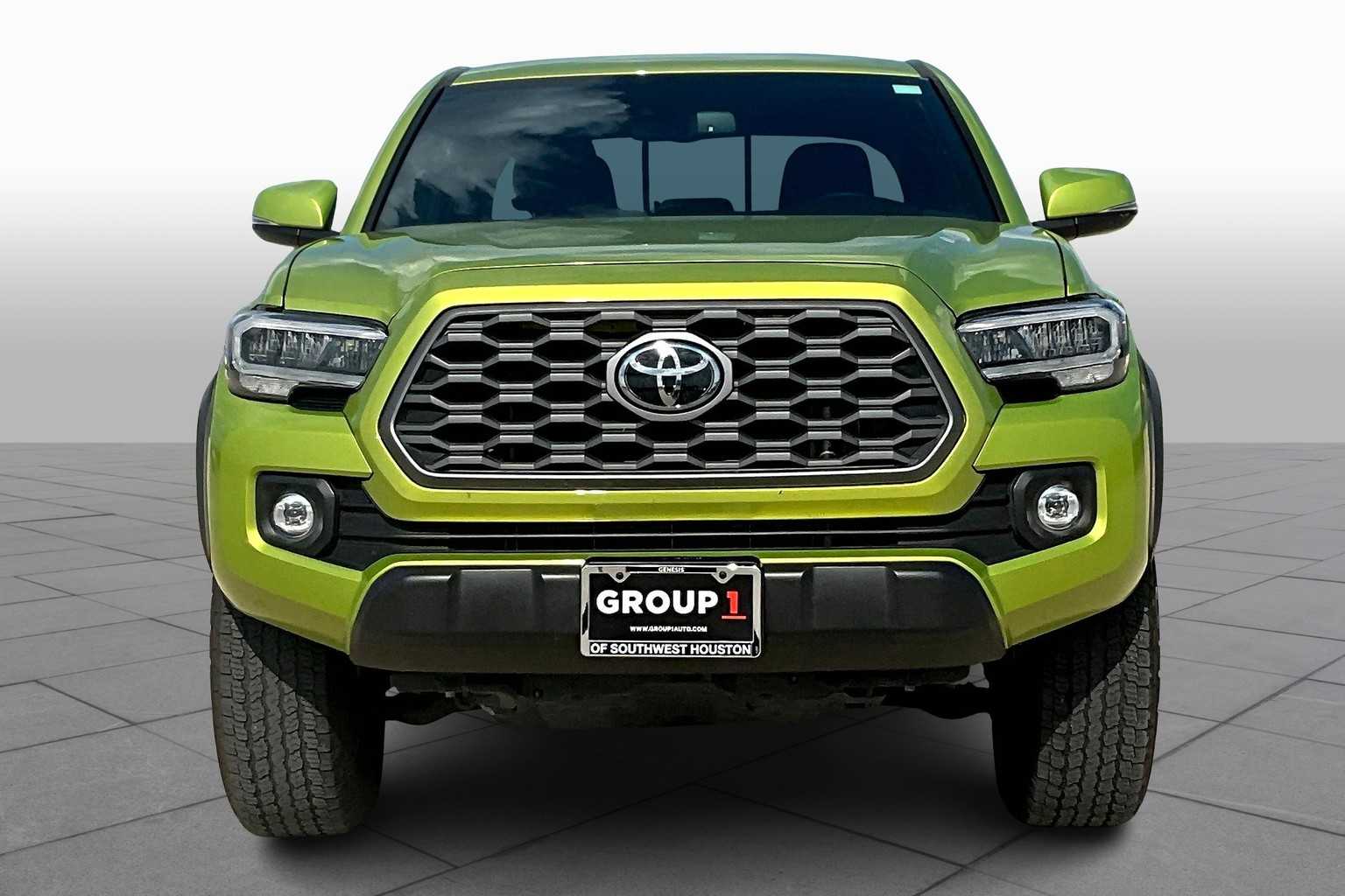 2023 Toyota Tacoma TRD 4x4 photo 3