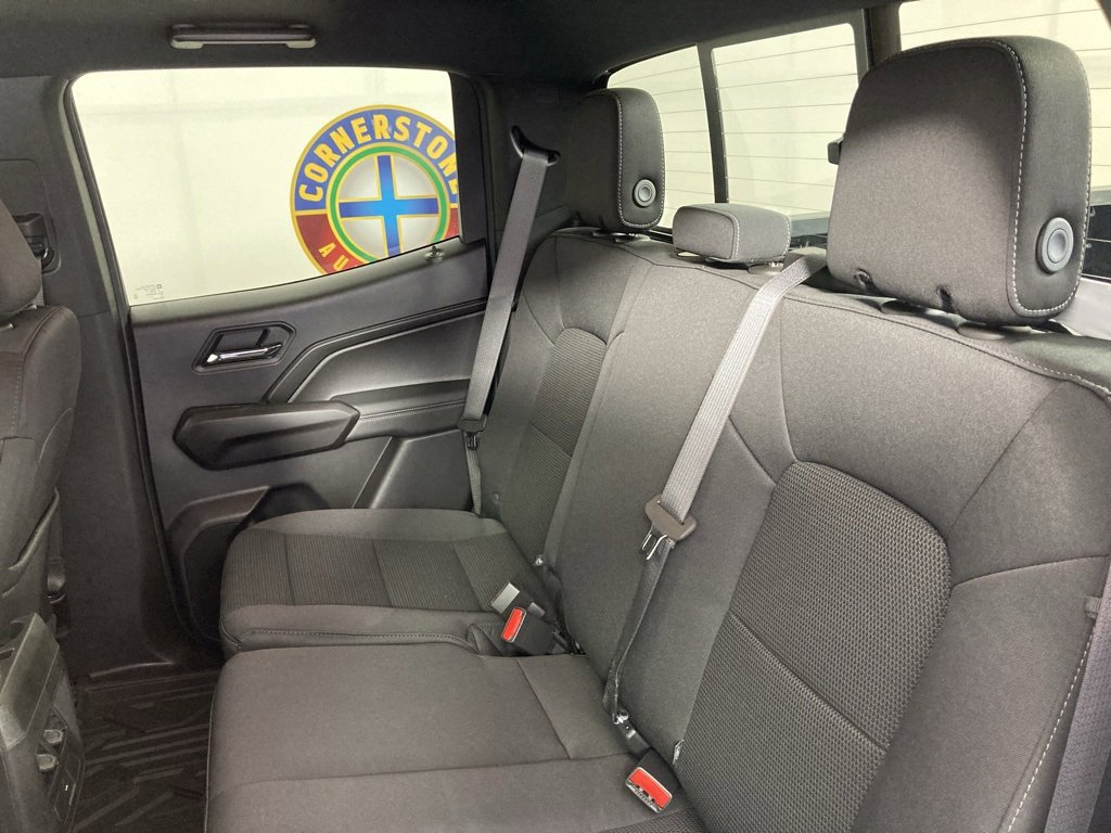 2026 Chevrolet Colorado LT photo 2