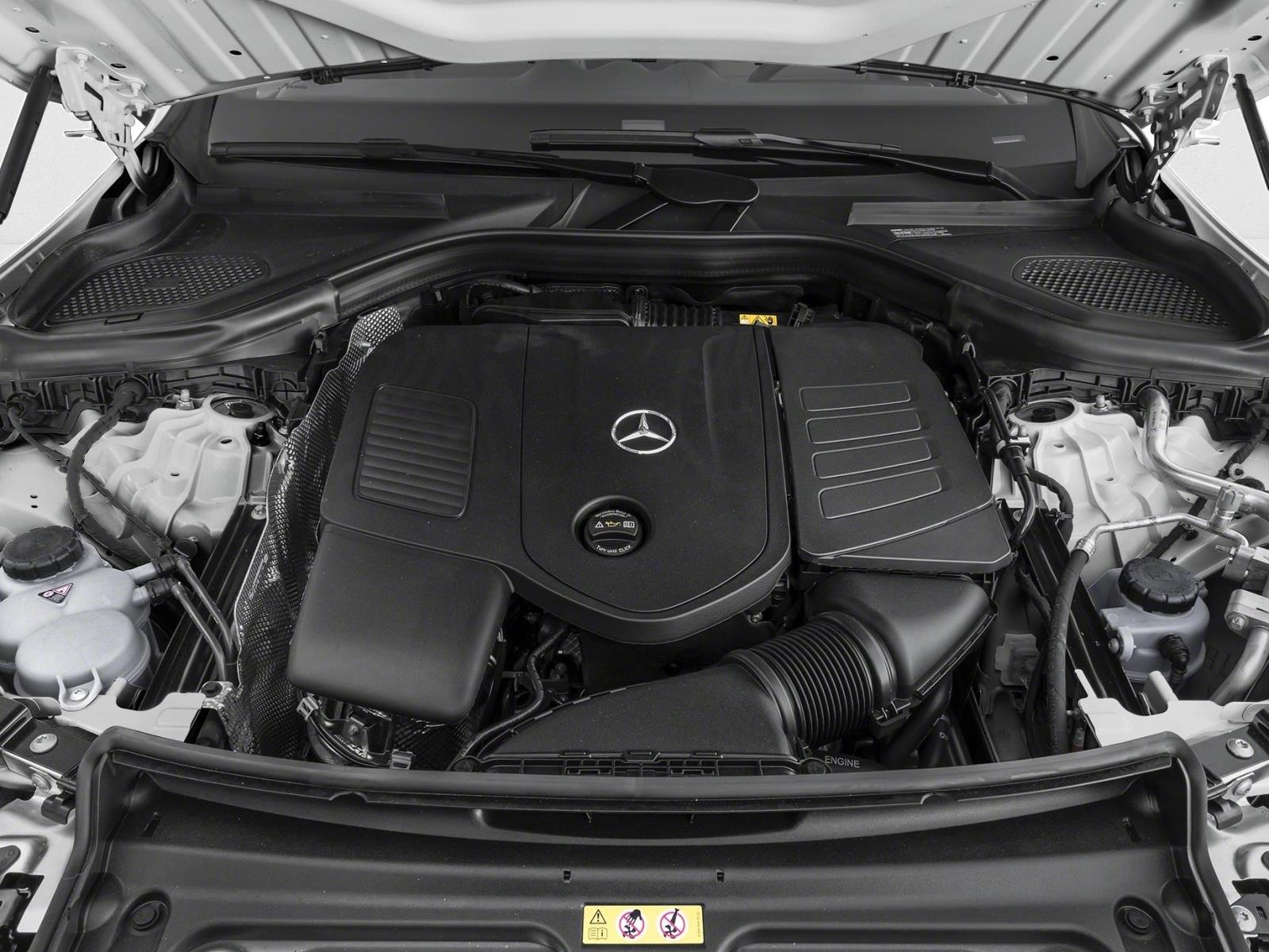 2026 Mercedes Benz GLC 300 4MATIC photo 4